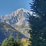 Tipica Casa Di Montagna Nel Borgo Del Verrand A Courmayeur *